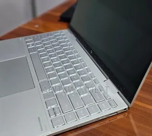 New Laptop HP Envy X360 8GB Intel Core I7 SSD 512GB
