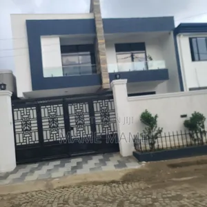 5bdrm House in Addis Abeba, Yeka for sale