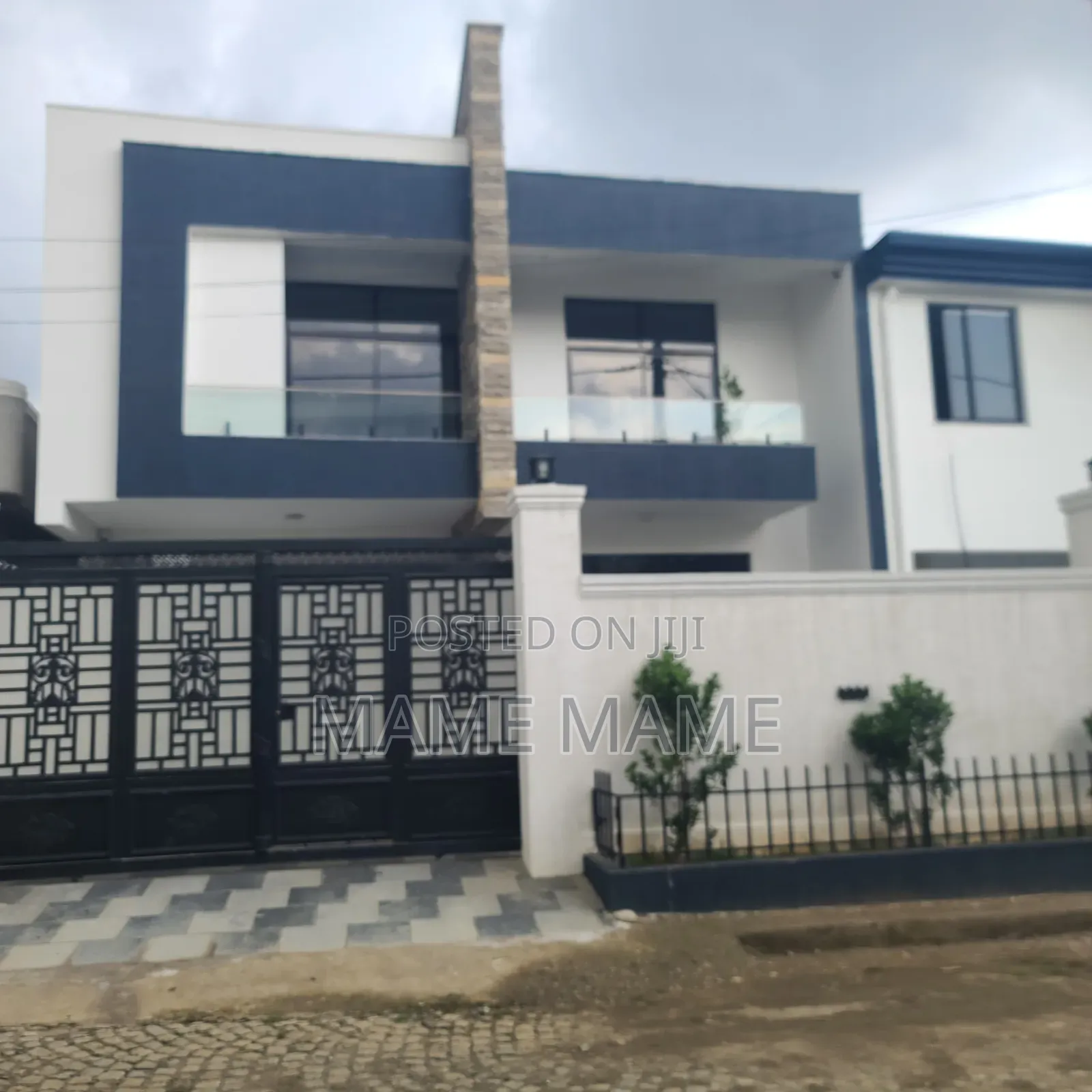 5bdrm House in Addis Abeba, Yeka for sale