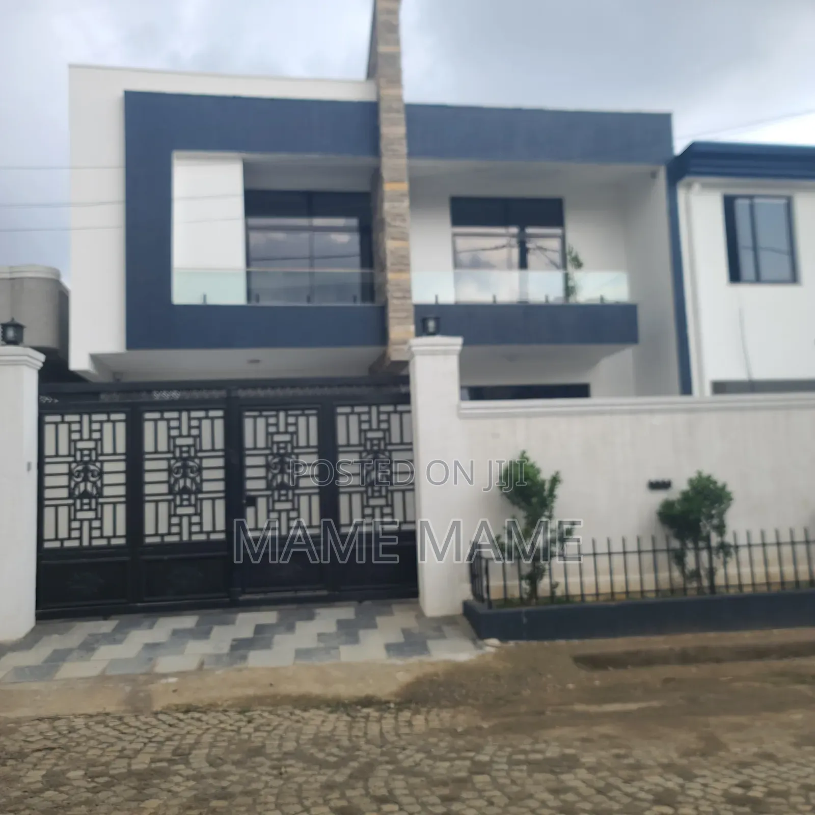 5bdrm House in Addis Abeba, Yeka for sale