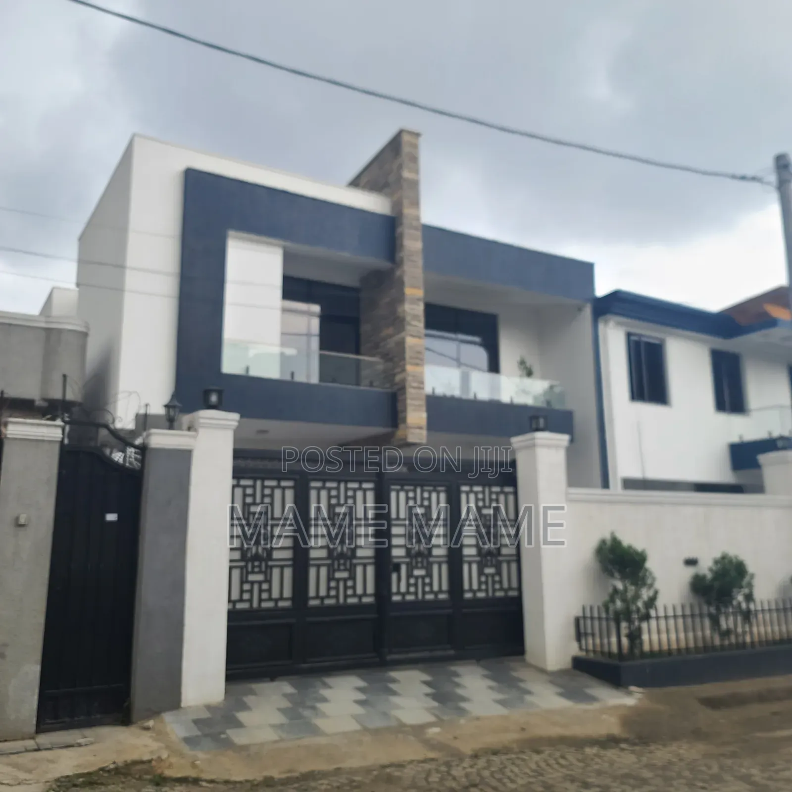 5bdrm House in Addis Abeba, Yeka for sale