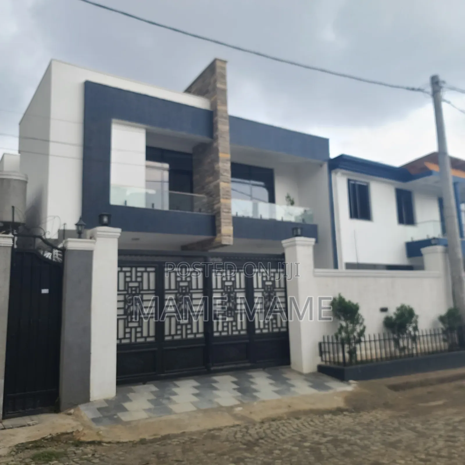 5bdrm House in Addis Abeba, Yeka for sale