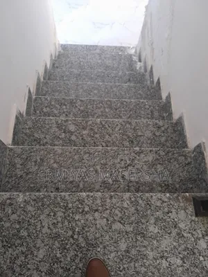 Furnished 5bdrm Villa in Yeka for sale