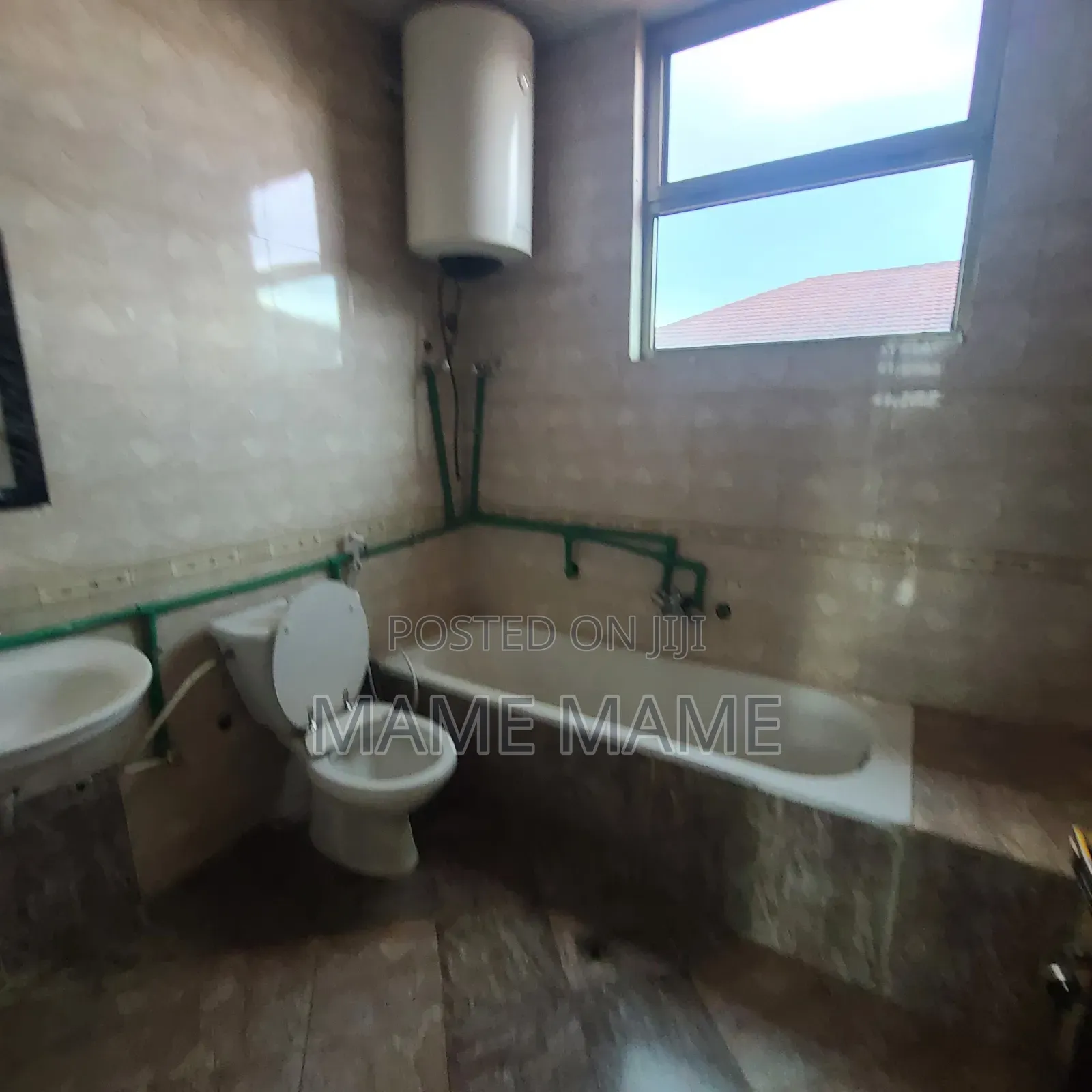 8bdrm House in Addis Abeba, Yeka for rent