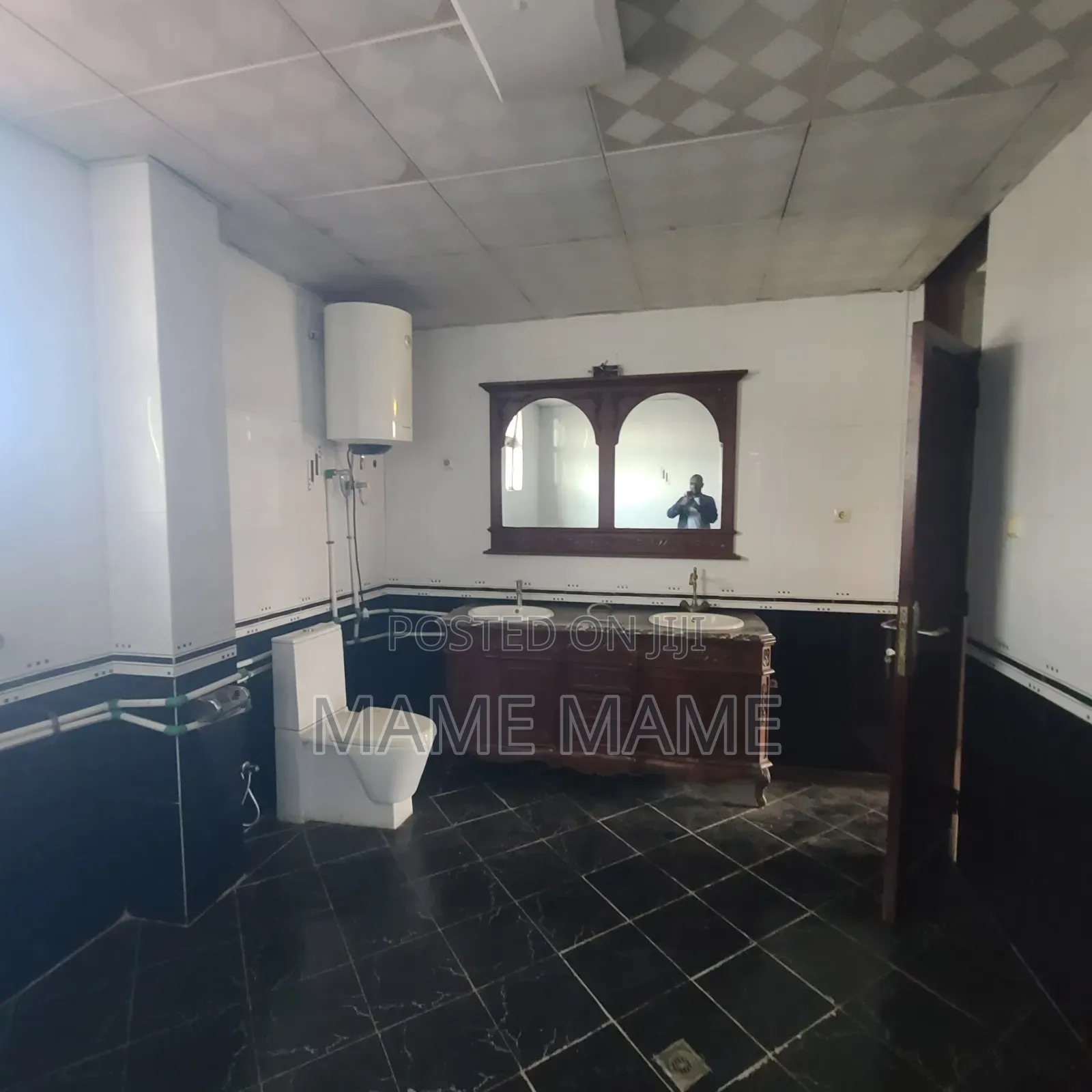 8bdrm House in Addis Abeba, Yeka for rent