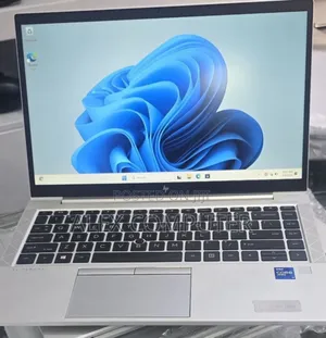 New Laptop HP EliteBook 840 G8 16GB Intel Core I7 SSD 512GB