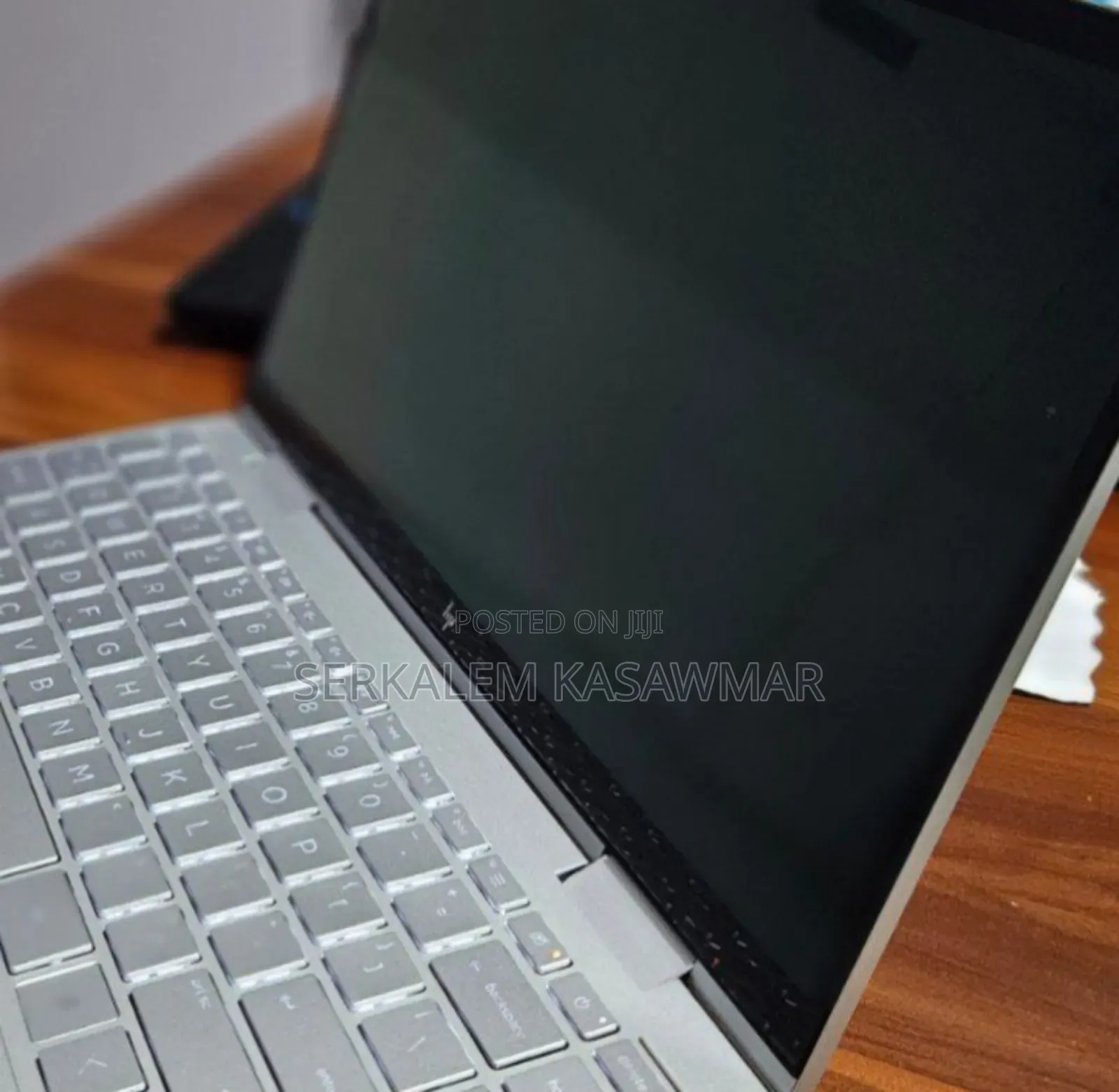 New Laptop HP Envy X360 8GB Intel Core I7 SSD 512GB