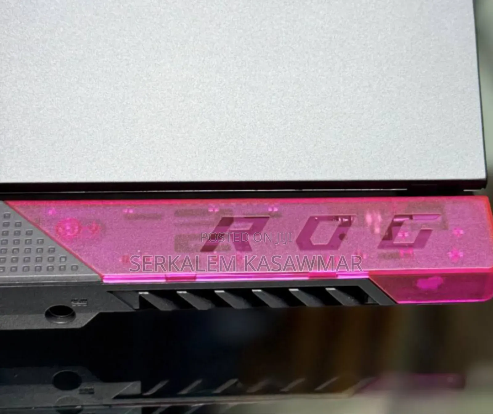 New Laptop Asus ROG Strix G17 32GB AMD Ryzen 9 SSD 1.5T