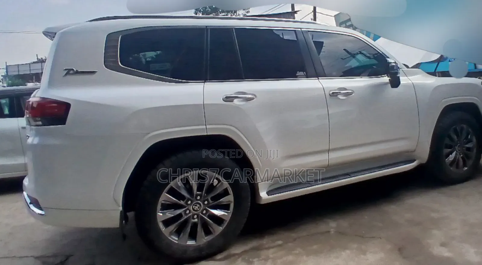 Toyota Land Cruiser 3.5 V6 2022 White