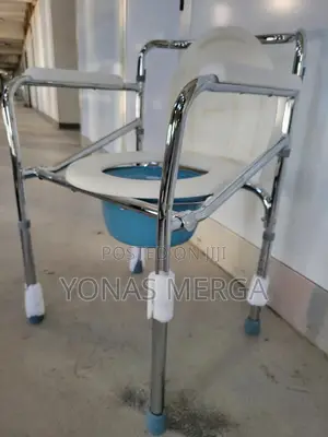 Photo - Shower Chair in the Bathroom蛤وexisting Toilet~٦pot Chair