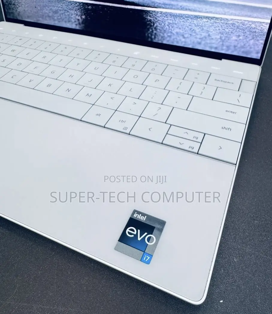 New Laptop Dell XPS 13 16GB Intel Core I7 SSD 512GB