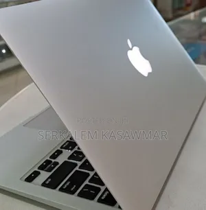 New Laptop Apple MacBook Air 2015 4GB Intel Core I5 SSD 128GB