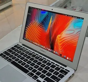 New Laptop Apple MacBook Air 2015 4GB Intel Core I5 SSD 128GB