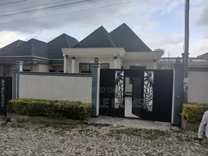 5bdrm Villa in Samite Cabrige, Bole for rent