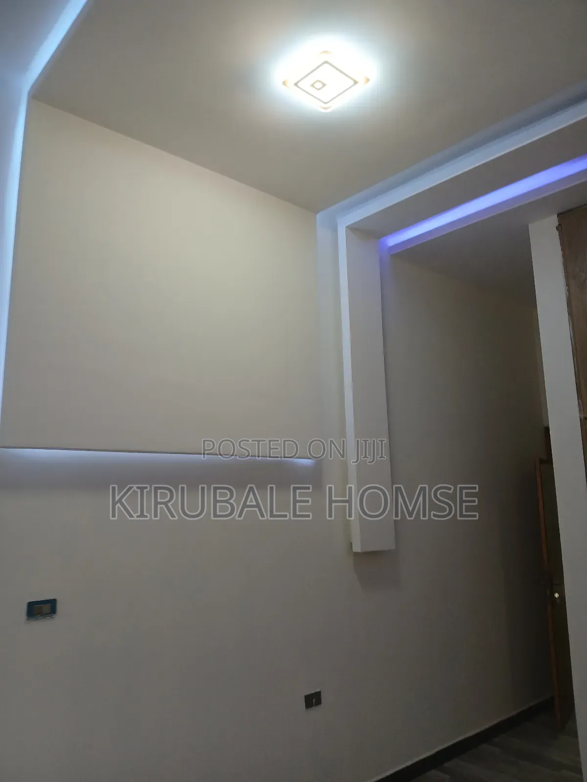 5bdrm Villa in Samite Cabrige, Bole for rent