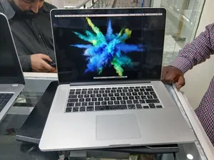 New Laptop Apple MacBook Pro 2014 16GB Intel Core I7 SSD 256GB