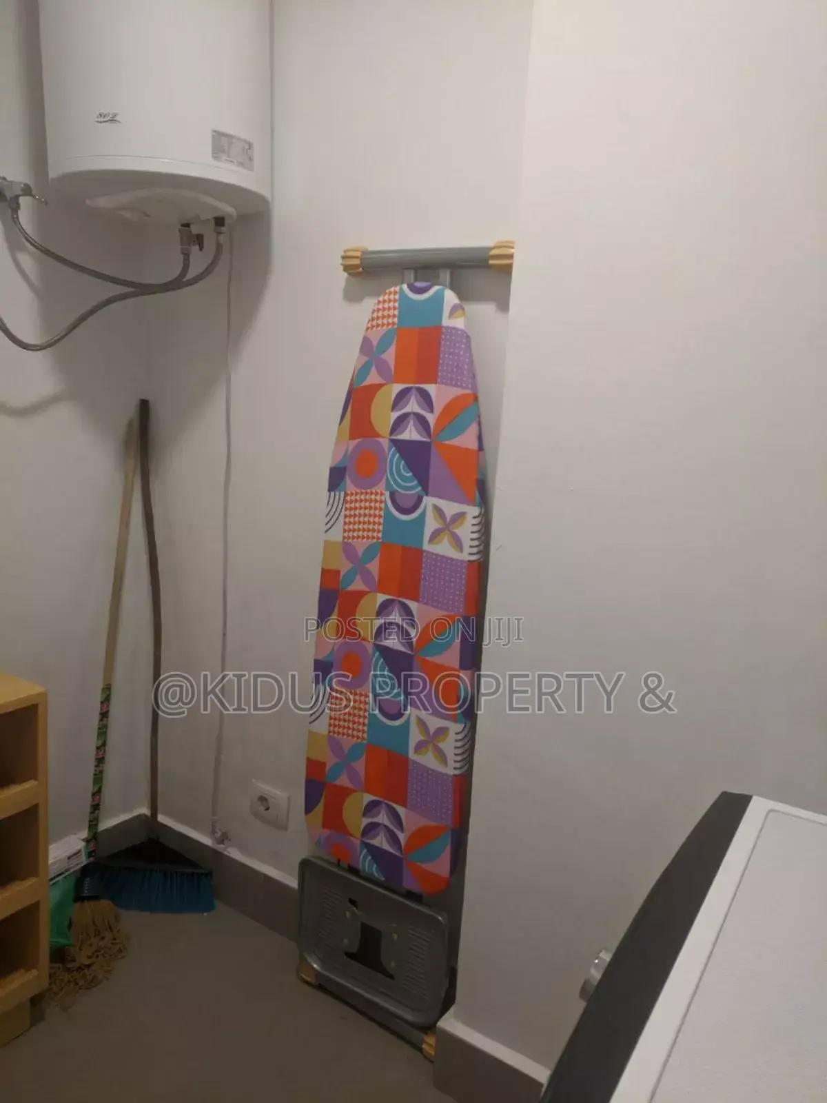 Furnished 2bdrm Apartment in Carl Square, Nifas Silk-Lafto for rent