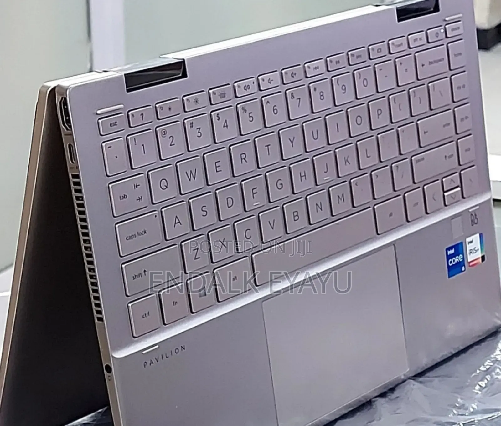 New Laptop HP Pavilion X360 8GB Intel Core I5 SSD 512GB