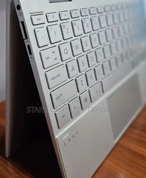 New Laptop HP Envy X360 8GB Intel Core I7 SSD 512GB