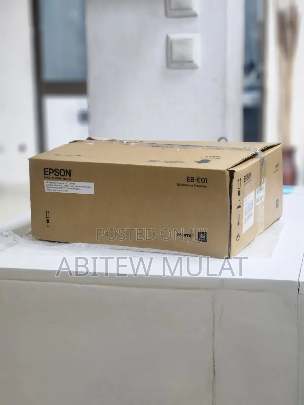 Epson Projector Brand New With Cartoon Model Name Eb-E01