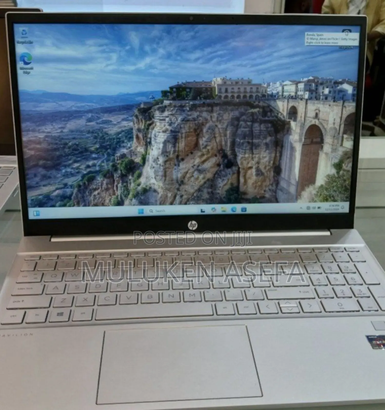 New Laptop HP Pavilion 15 8GB AMD Ryzen 5 SSD 512GB