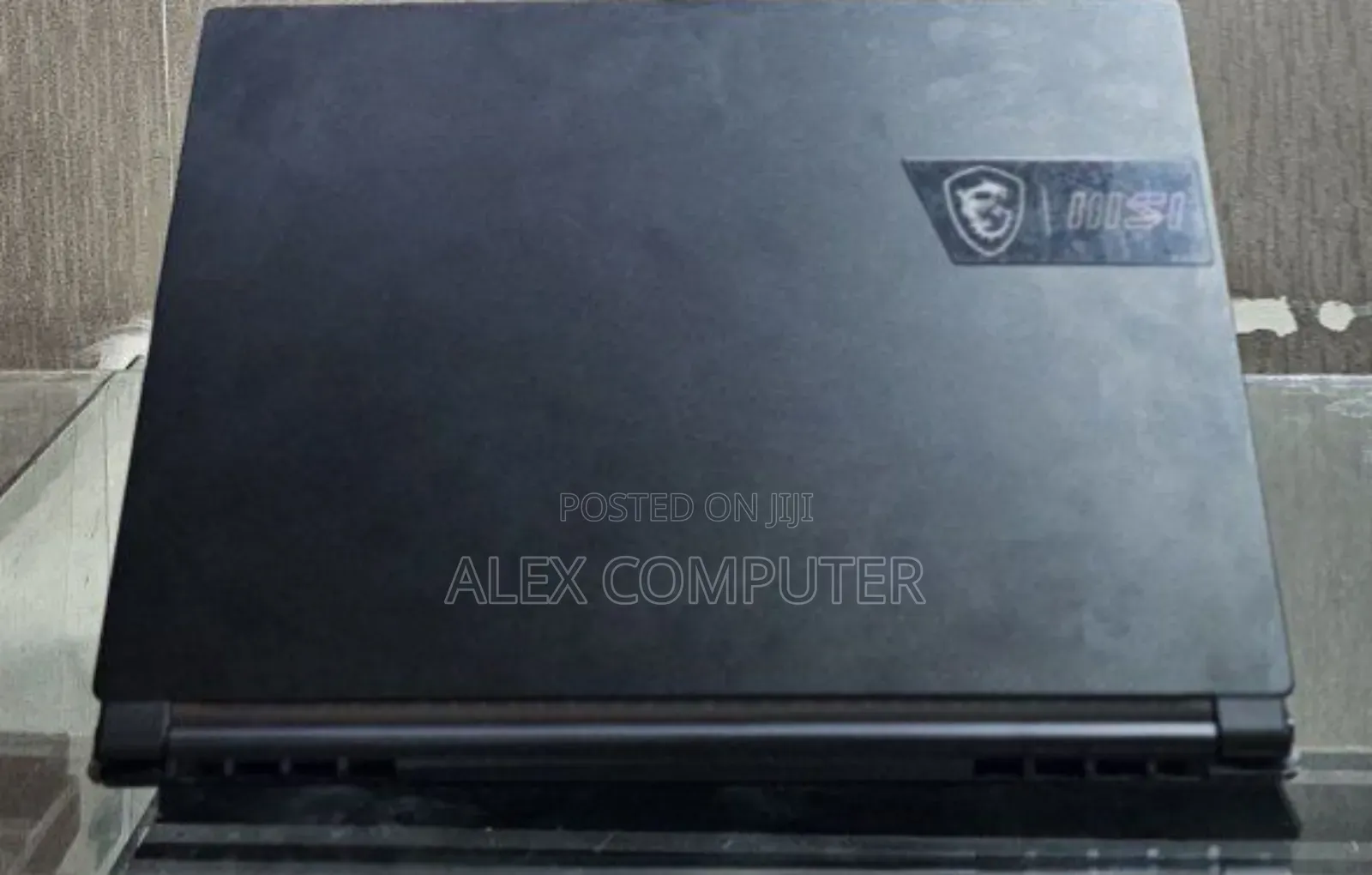 New Laptop MSI Stealth 16 AI Studio 16GB Intel Core I7 SSD 1T