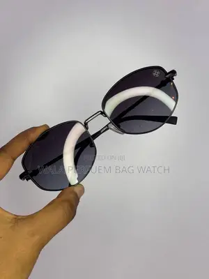 Photo - Sunglass for Both