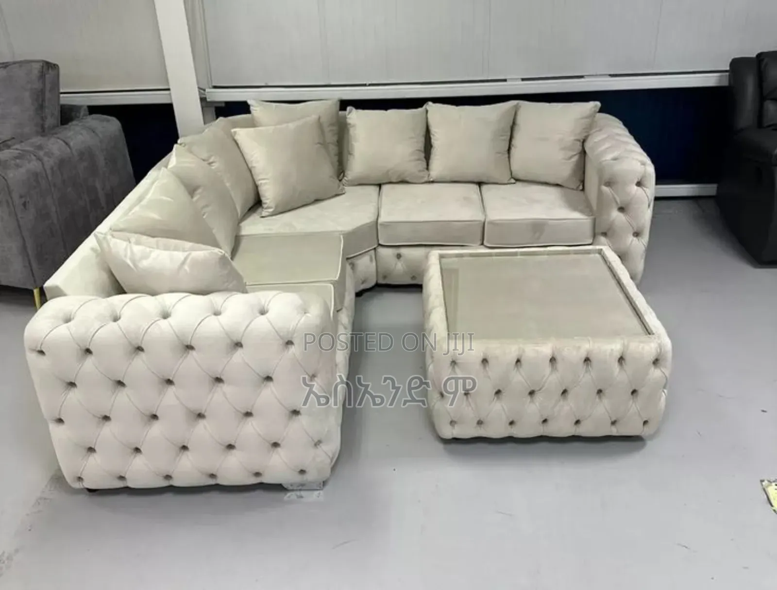 Aston Chesterfild Sofa Set Design With Table