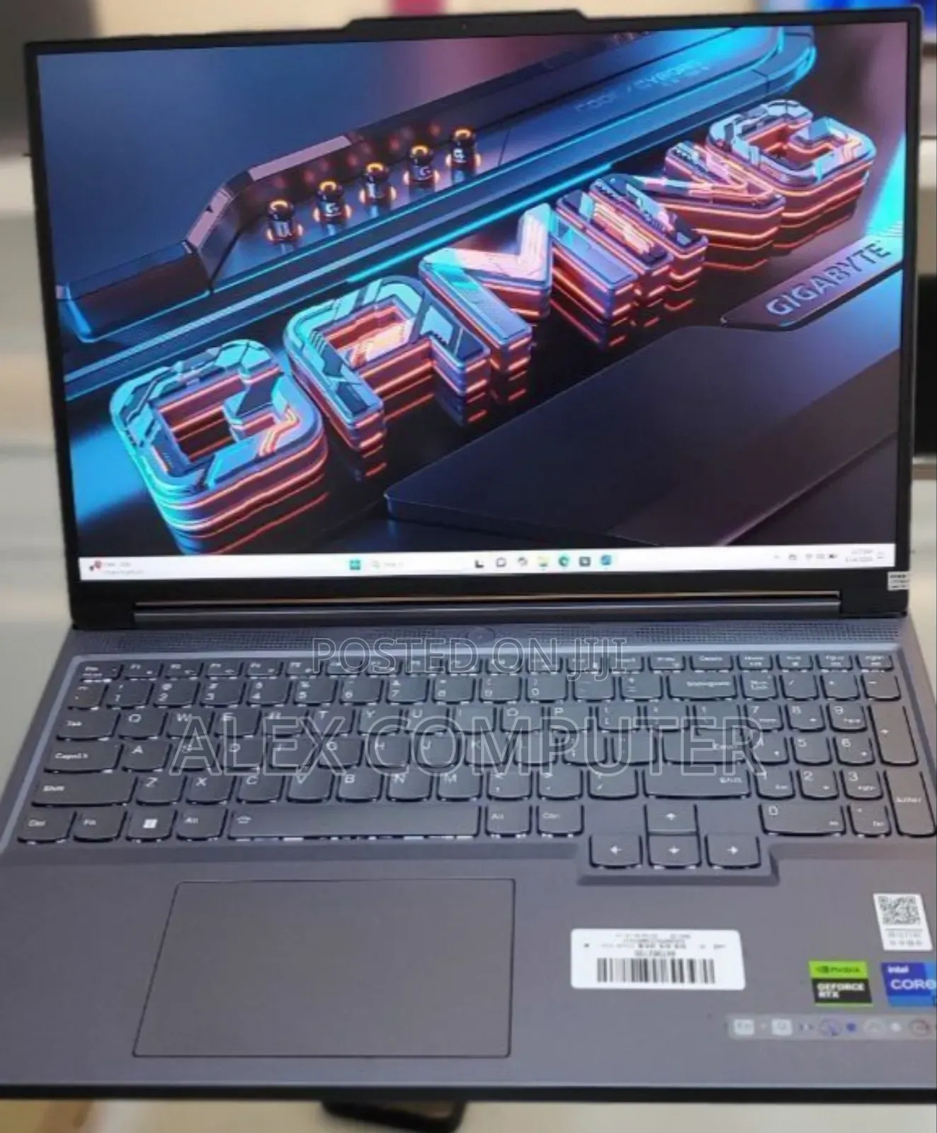 New Lenovo Legion Y7000P IRX9 Gaming Laptop 24GB Intel Core I7 512GB