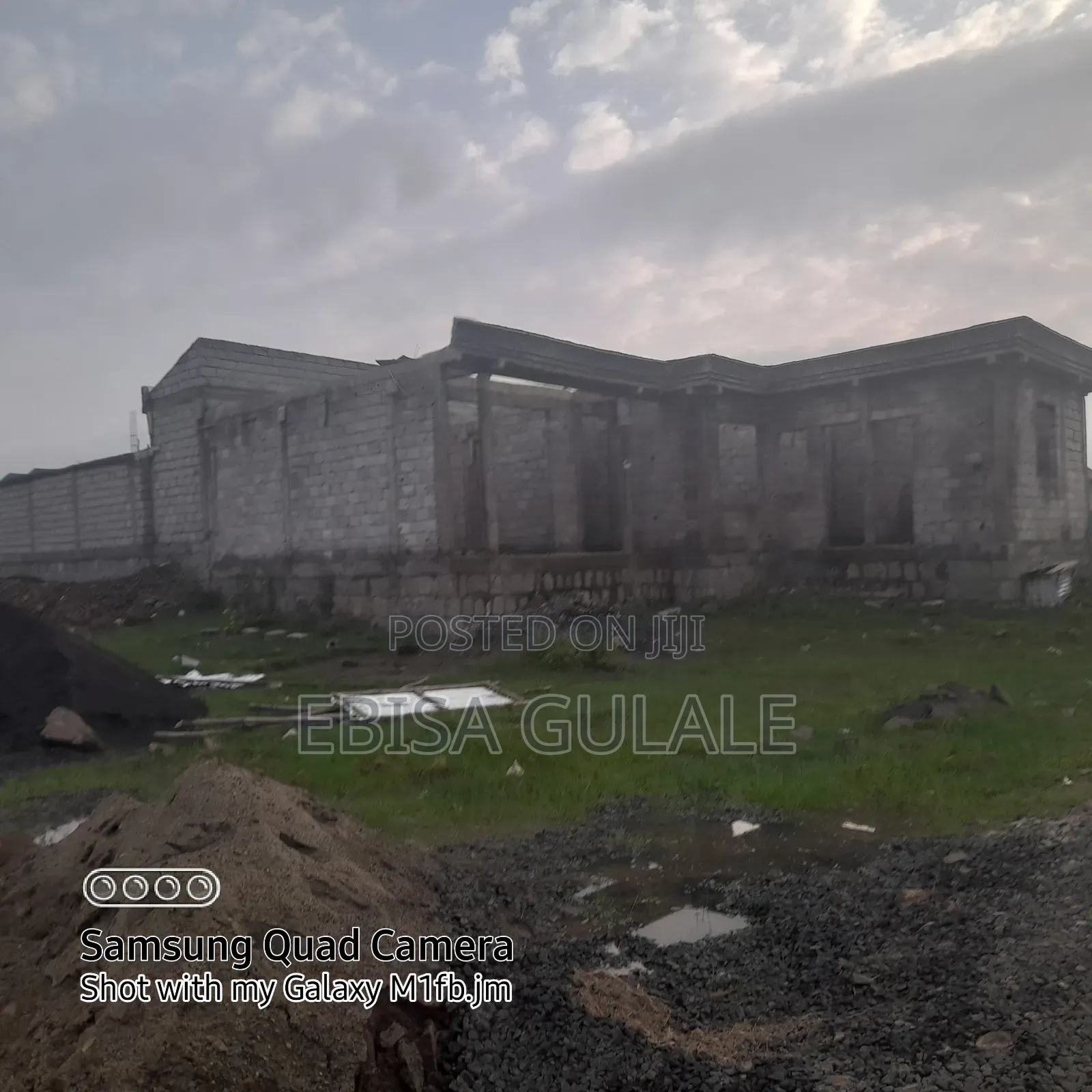 4bdrm Farm House in Oromia-Finfinne for sale