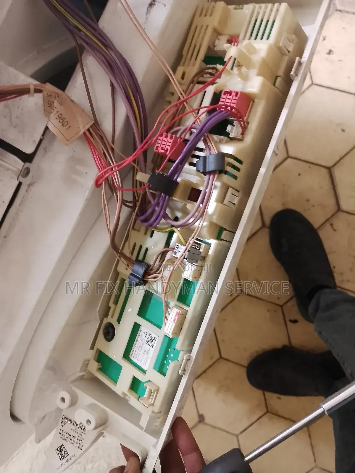 Electronics Repair Service at Your Doorstep