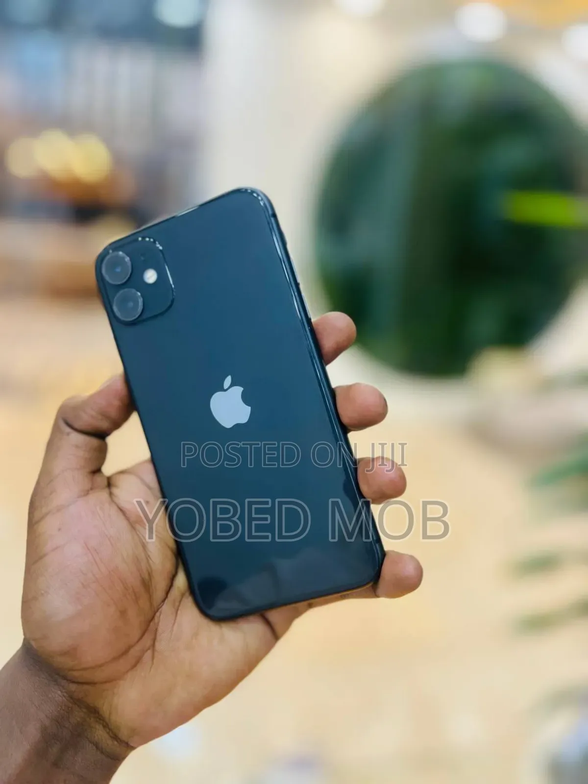 Apple iPhone 12 64 GB