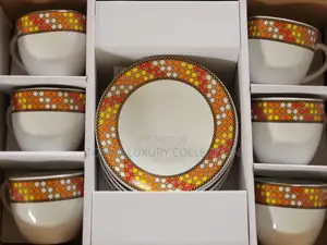 Ceramic Coffee Cups. 6 Cups