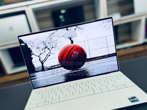 Photo - New Laptop Dell XPS 13 16GB Intel Core I7 SSD 512GB