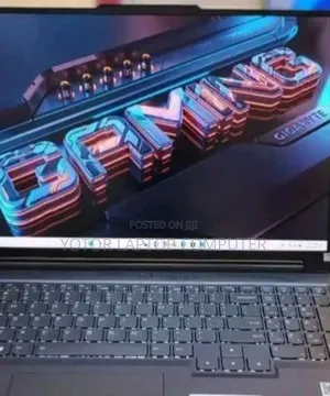 New Laptop Lenovo Y70 24GB Intel SSD 1T