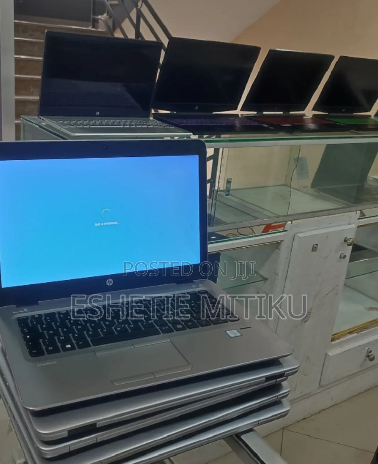 New Laptop HP EliteBook 840 G3 8GB Intel SSD 256GB