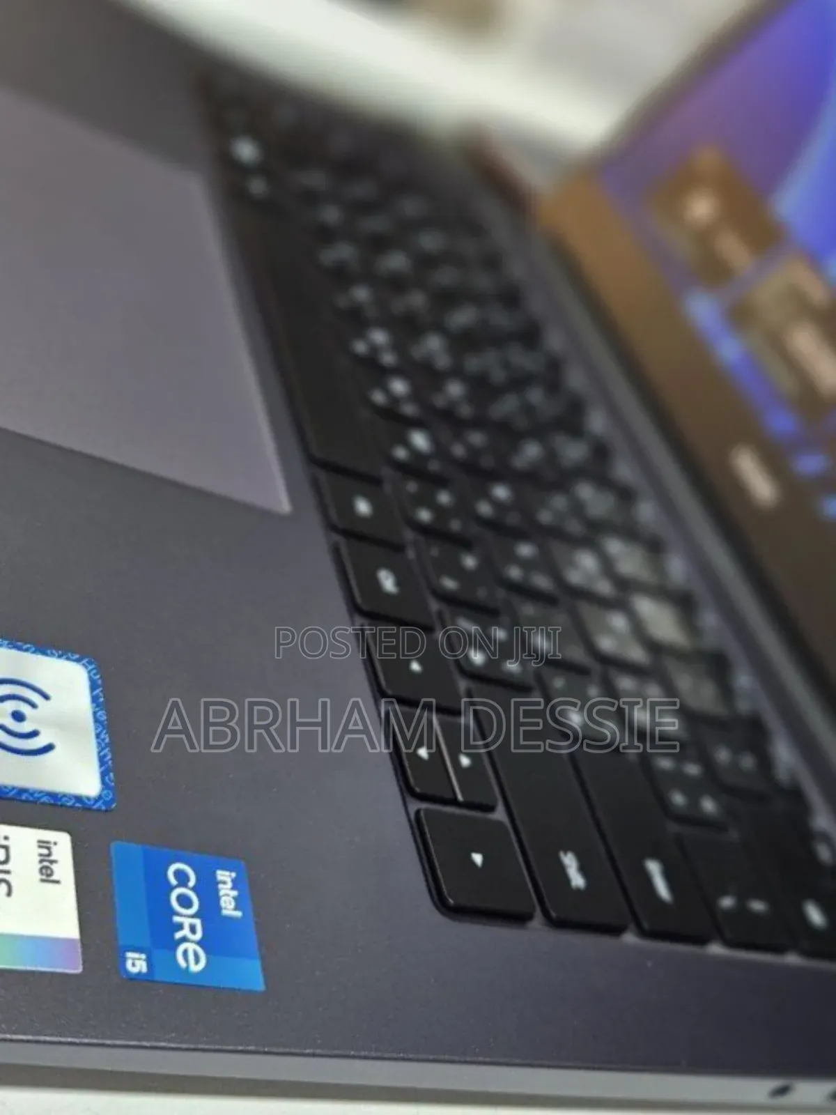 New Laptop Huawei MateBook 13 WRT-W19E 8GB Intel Core I5 SSD 512GB