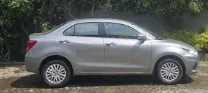 Suzuki Dzire 2022 Silver