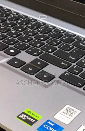 New Laptop Lenovo LOQ 15ARP9 16GB Intel Core I5 SSD 512GB