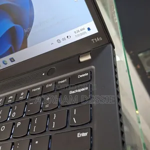 Photo - New Laptop Lenovo ThinkPad T14s G4 16GB Intel Core I7 SSD 512GB