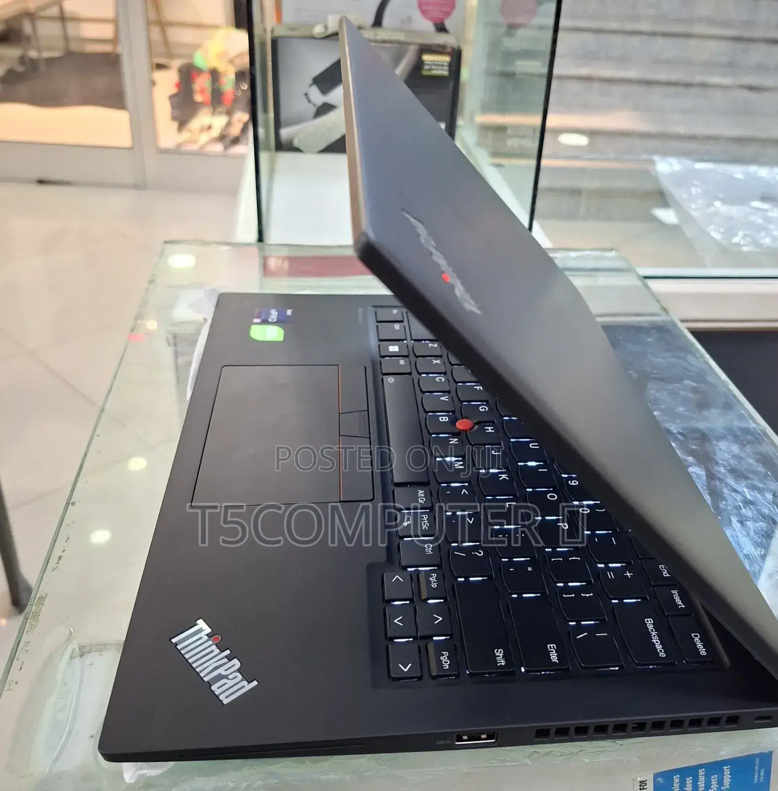 New Laptop Lenovo ThinkPad T14 16GB Intel Core I7 SSD 512GB