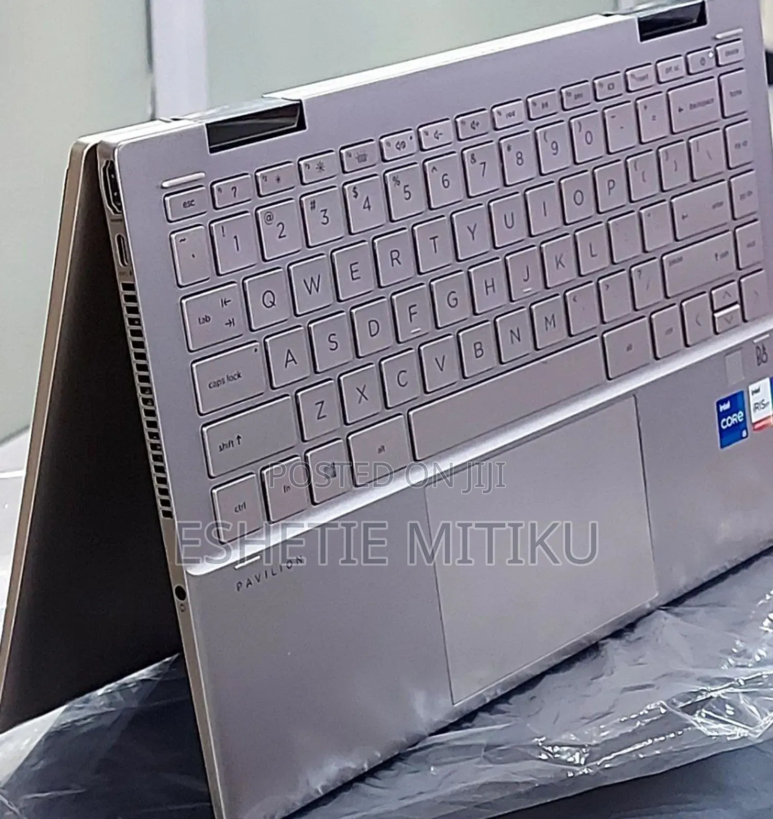 New Laptop HP Pavilion X360 8GB Intel Core I5 SSD 512GB