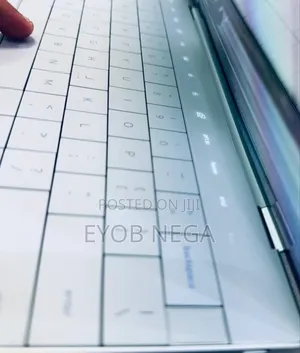 New Laptop Dell XPS 13 16GB Intel Core I7 SSD 512GB