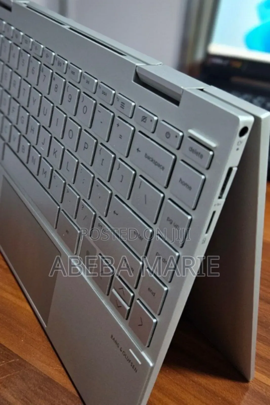 New Laptop HP Envy X360 8GB Intel Core I7 SSD 512GB