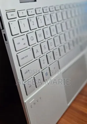 New Laptop HP Envy X360 8GB Intel Core I7 SSD 512GB