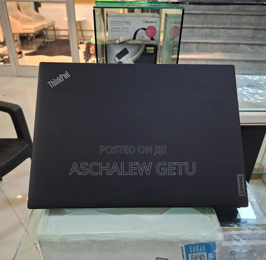 New Laptop Lenovo ThinkPad T14 16GB Intel Core I7 SSD 512GB