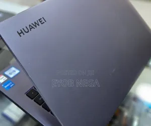 New Laptop Huawei MateBook 13 WRT-W19E 8GB Intel Core I5 SSD 512GB