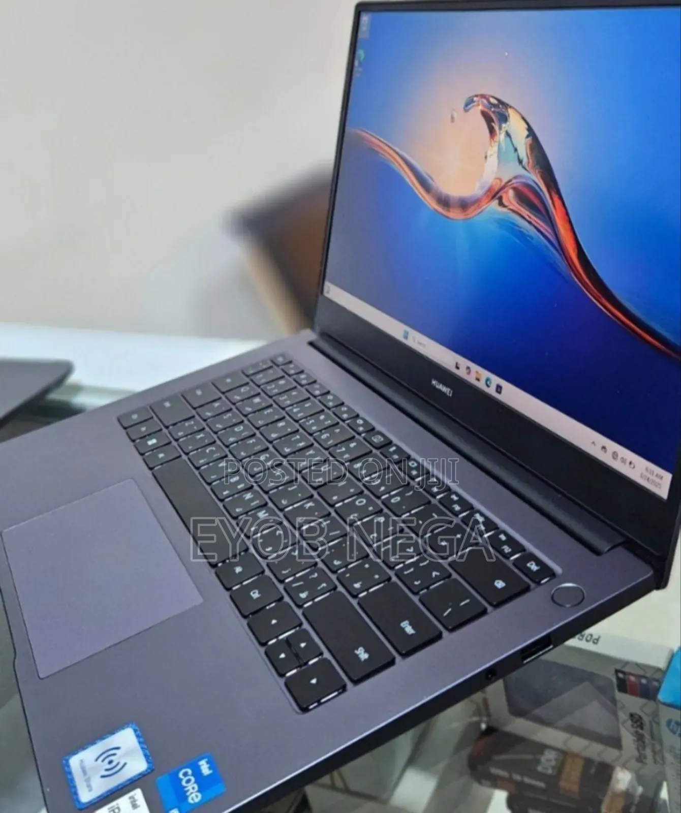 New Laptop Huawei MateBook 13 WRT-W19E 8GB Intel Core I5 SSD 512GB