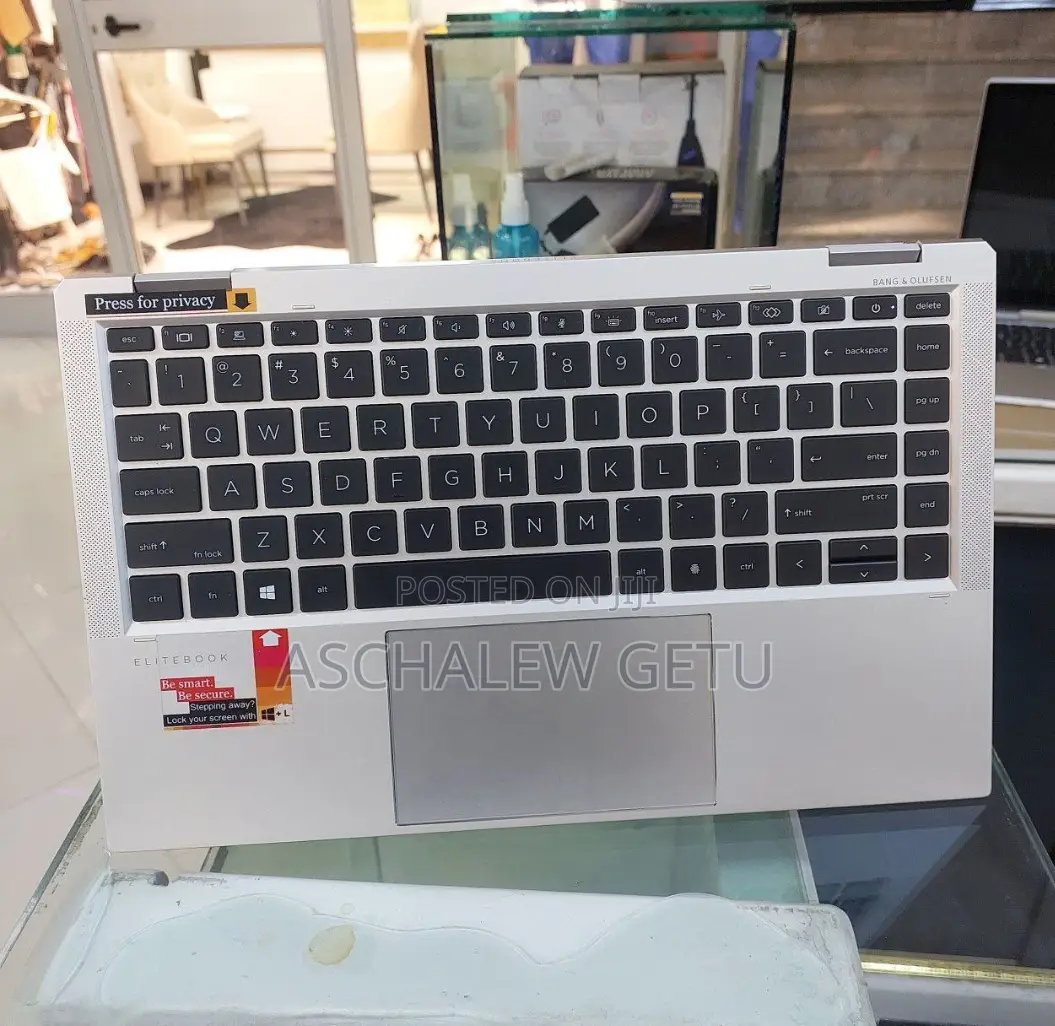 New Laptop HP Spectre 16GB Intel Core I7 SSD 512GB