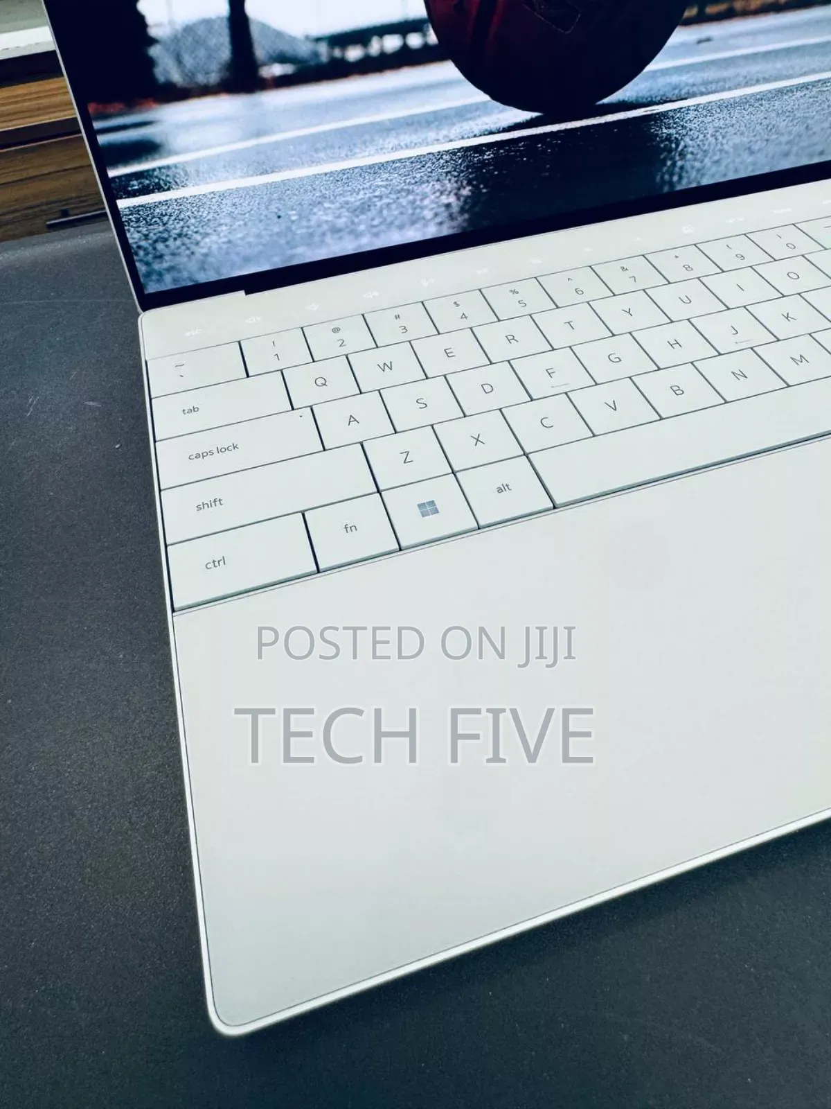 New Laptop Dell XPS 13 16GB Intel Core I7 SSD 512GB